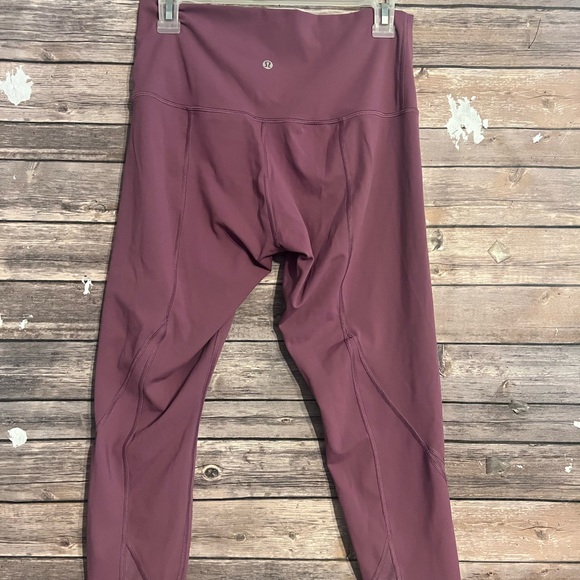 LuluLemon Capri Leggings - Picture 7 of 10